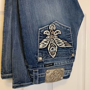 Miss Me Jeans Skinny Rhinestones & Embroidery
